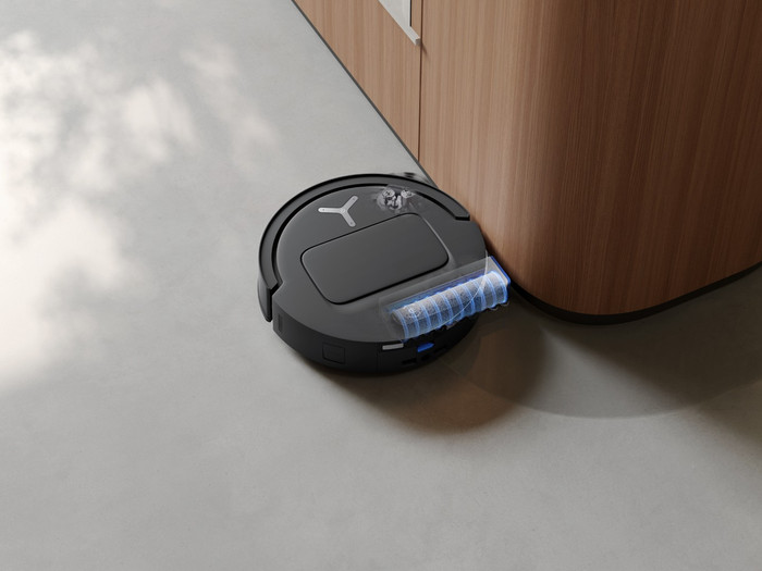 ECOVACS DEEBOT T80 Omni product in use