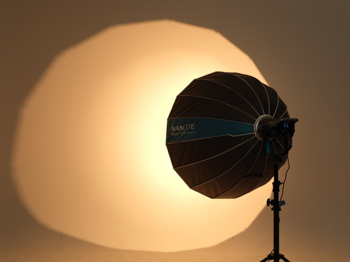 Nanlite Rapid Parabolic Softbox 120cm product in use