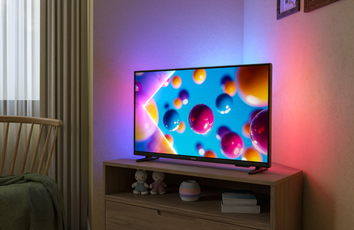 Philips Ambilight 32 inches PFS6900 (2025) product in use