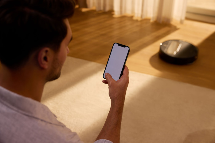 Roborock Saros Z70 Black product in use