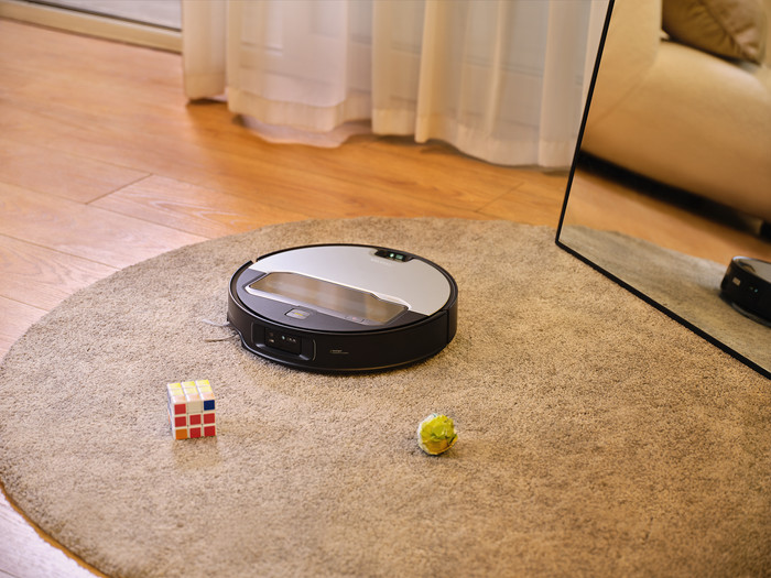 Roborock Saros Z70 Silver visual supplier