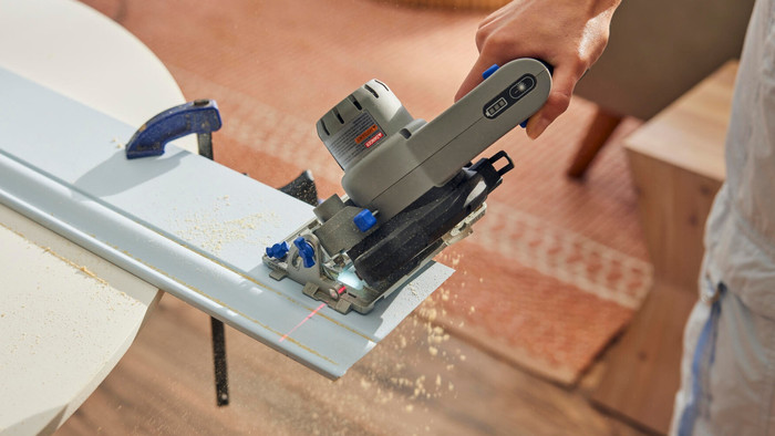 Dremel CS12JM Zaagstation product in gebruik