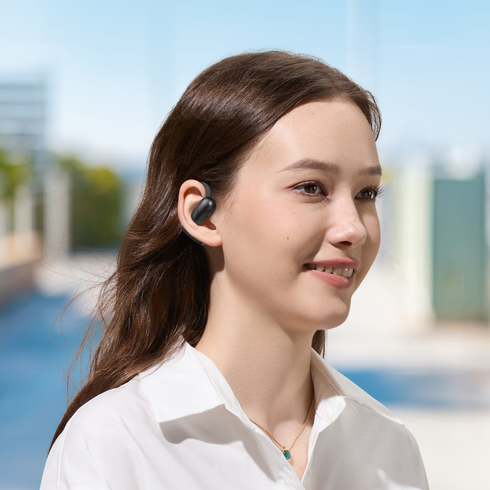 soundcore AeroFit 2 Black product in use