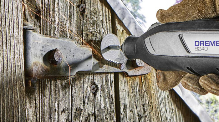 Dremel 8240 - 5/65 Platinum Edition product in use