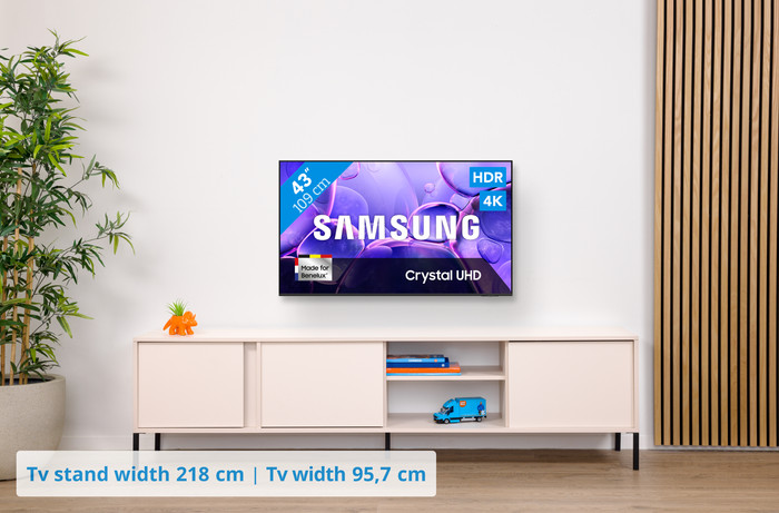 Samsung 43 inches Crystal UHD U8070F 4K (2025) visual Coolblue 1