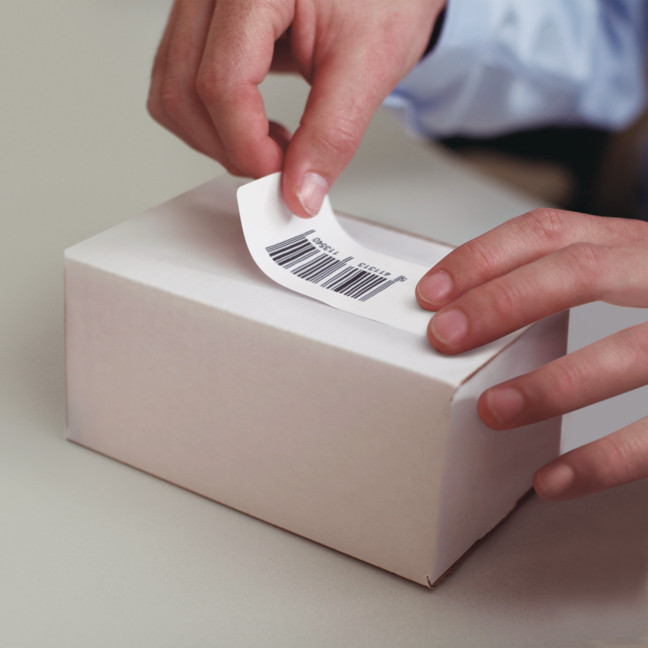 DYMO Removable Label 32x57mm 1000 Units product in use