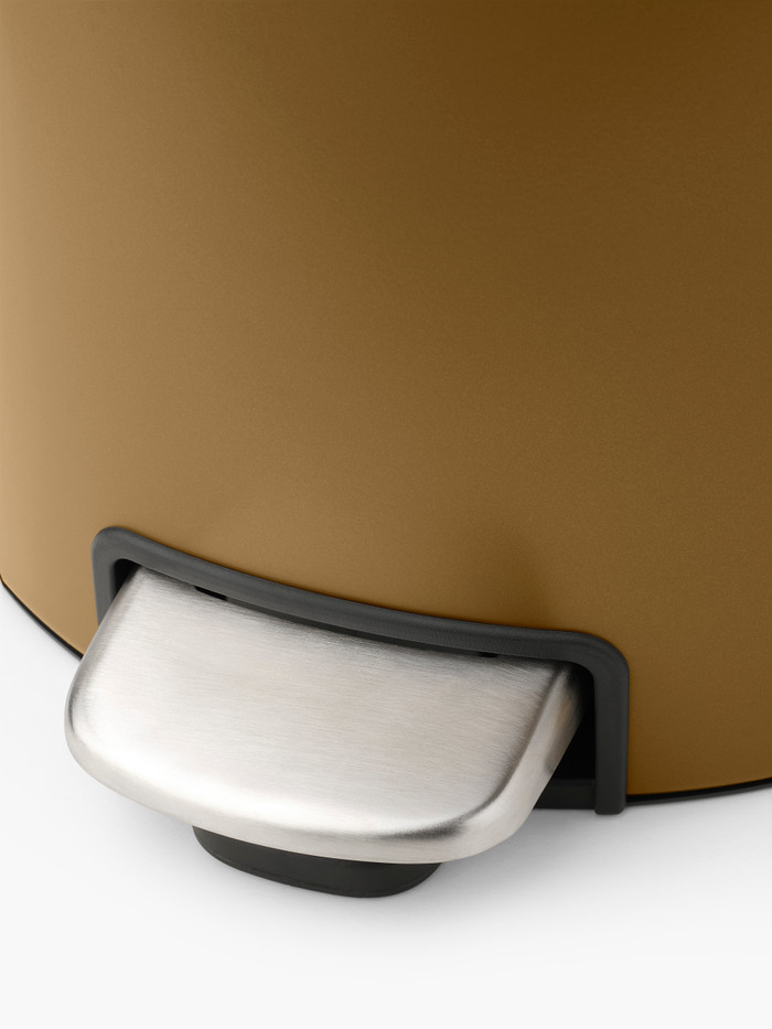 Brabantia NewIcon Pedaalemmer 30 liter Warm Brass detail