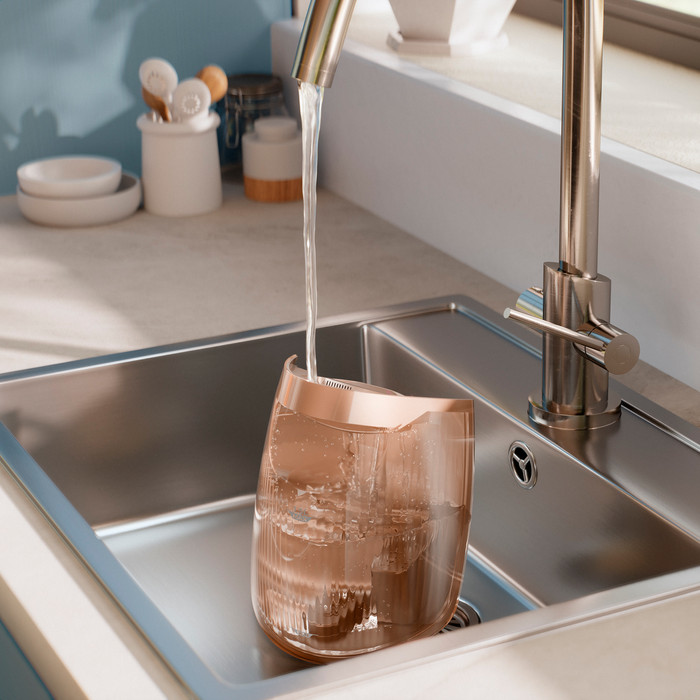 Philips PerfectCare 7000 Series PSG7300/20 product in use