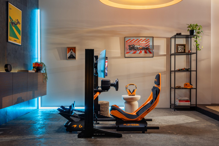 Playseat Formula Instinct McLaren Racing Edition product in gebruik