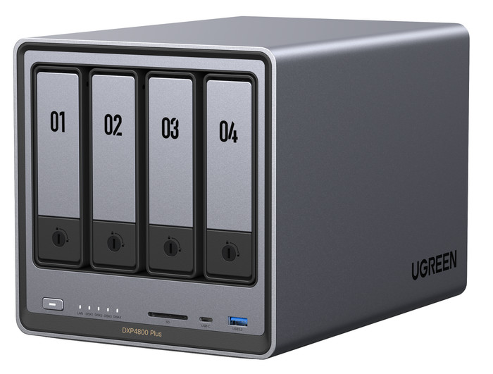 UGREEN NASync DXP4800 Plus rechterkant