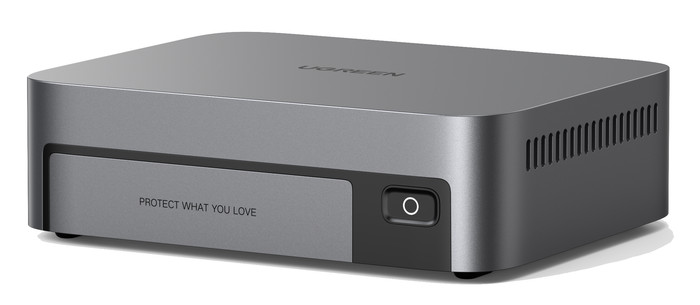 UGREEN NASync DXP480T Plus right side