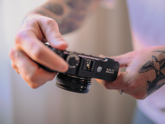 Fujifilm X-E5 Noir + 23 mm f/2.8 produit à l'usage