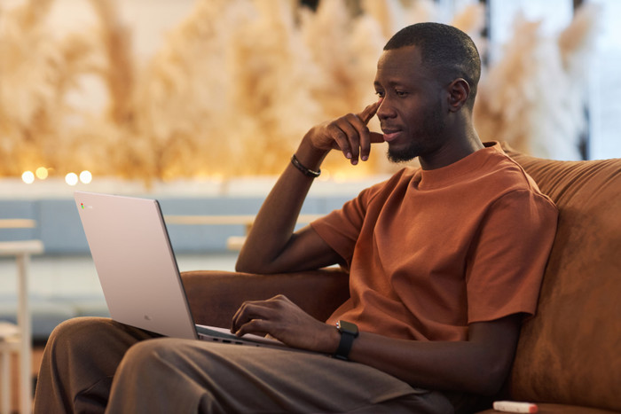 ASUS Chromebook CX1505CKA-S70210 Azerty product in gebruik