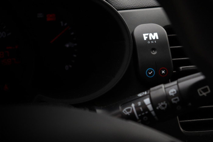 Flitsmeister ONE product in gebruik