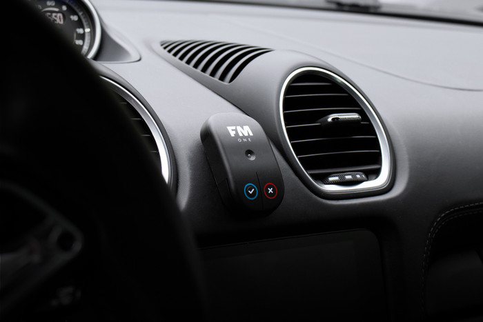 Flitsmeister ONE product in gebruik