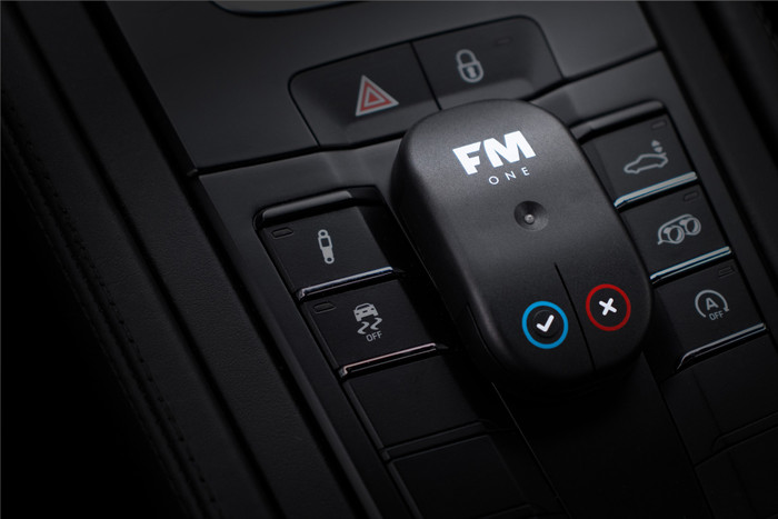 Flitsmeister ONE product in gebruik