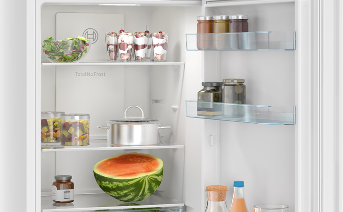 Bosch KGN33NWDA detail