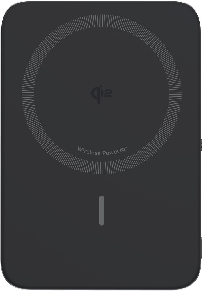 Anker MagGo Slim Wireless Power Bank with MagSafe and Qi2 5000mAh with Fast Charging Black top