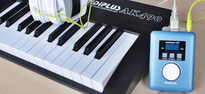 Midiplus AK490 Zwart product in gebruik