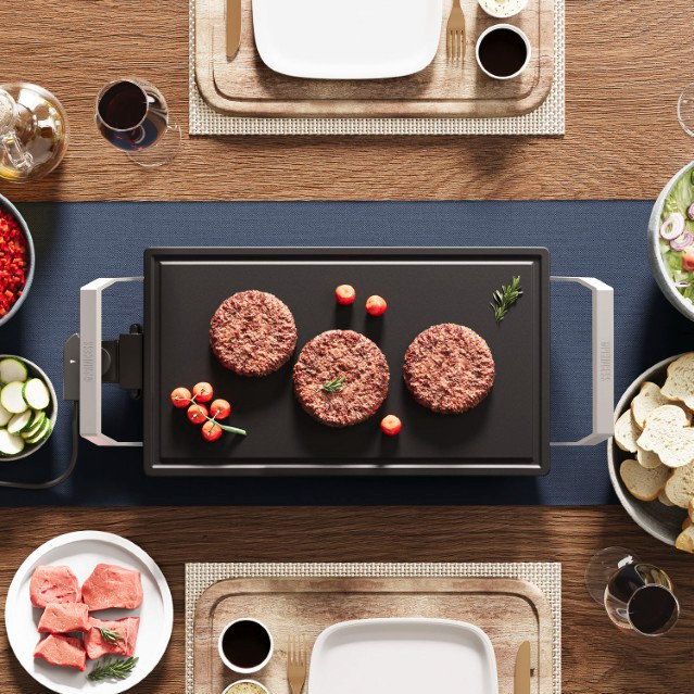 Princess Table Chef Premium Stone Grill product in gebruik