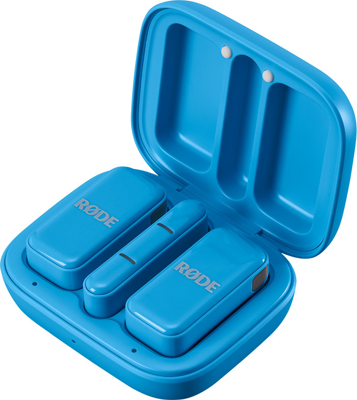 RODE Wireless Micro Blue USB-C inside