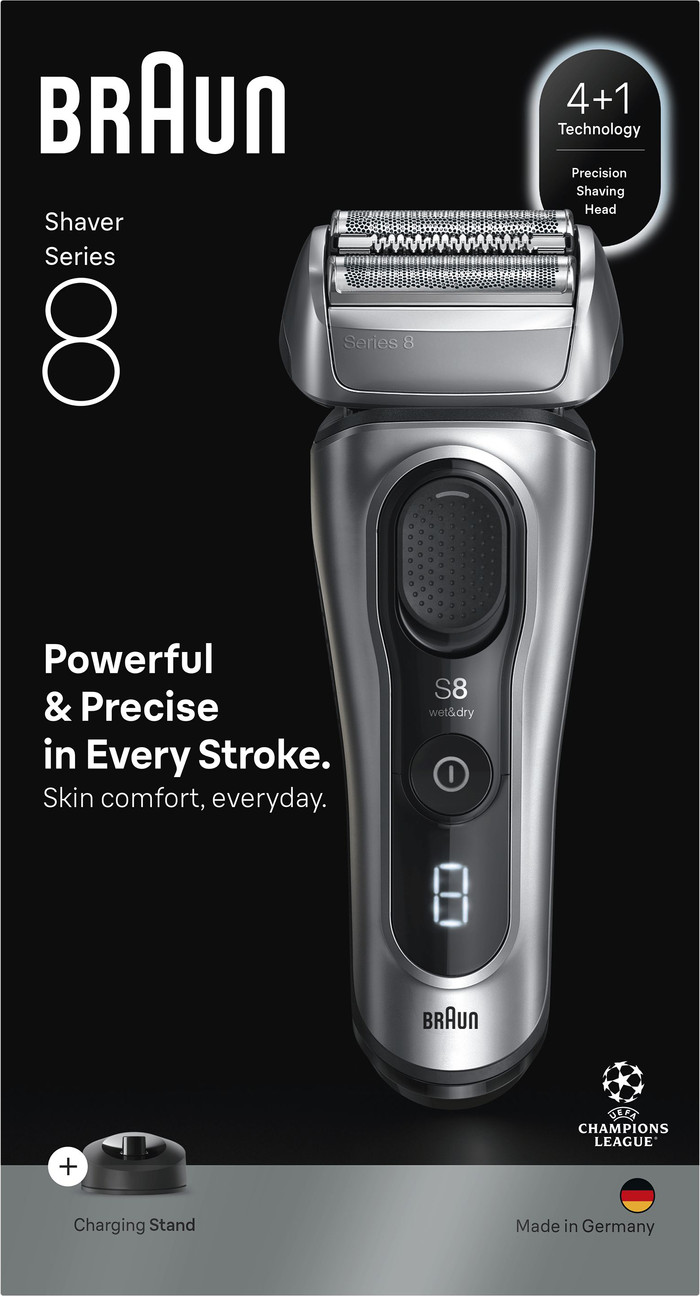 Braun Series 8 8617S Silver packaging