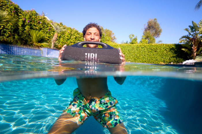 JBL Boombox 4 Black product in use