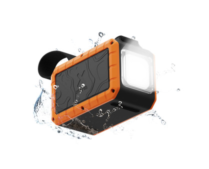 Xtorm Rugged Batterie Externe 40 000 mAh avec Charge Rapide et Lampe de Poche Main Image