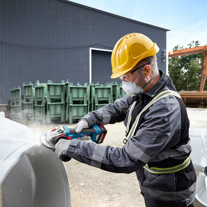 Bosch Professional GWS 18V-11 S (sans batterie) produit à l'usage