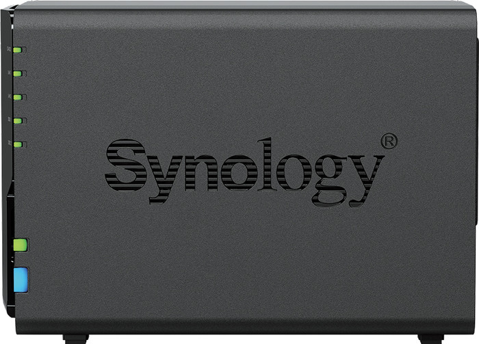 Synology DS225+ + Seagate IronWolf 8TB linkerkant
