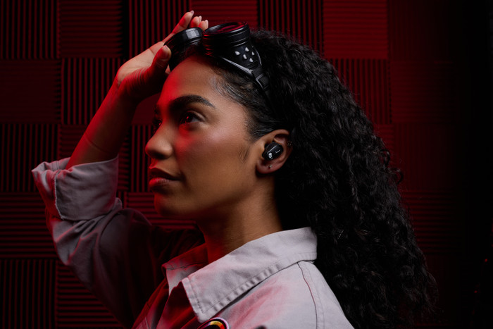 Skullcandy Method 360 ANC Black product in use