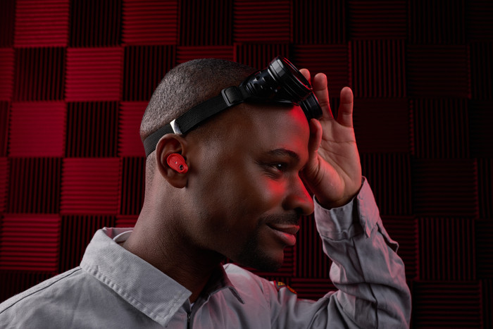 Skullcandy Method 360 ANC Red product in use