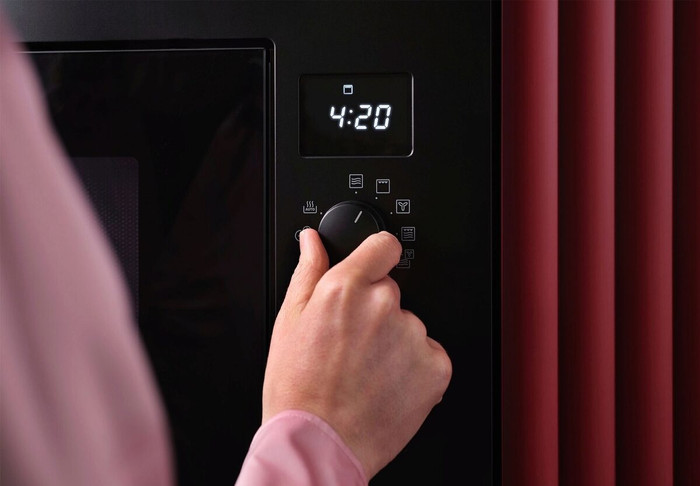 AEG OS5CM34MB detail