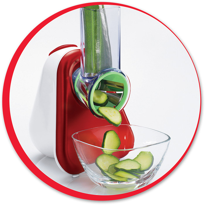 Moulinex Fresh Express Plus 5-in-1 DJ755G32 product in use