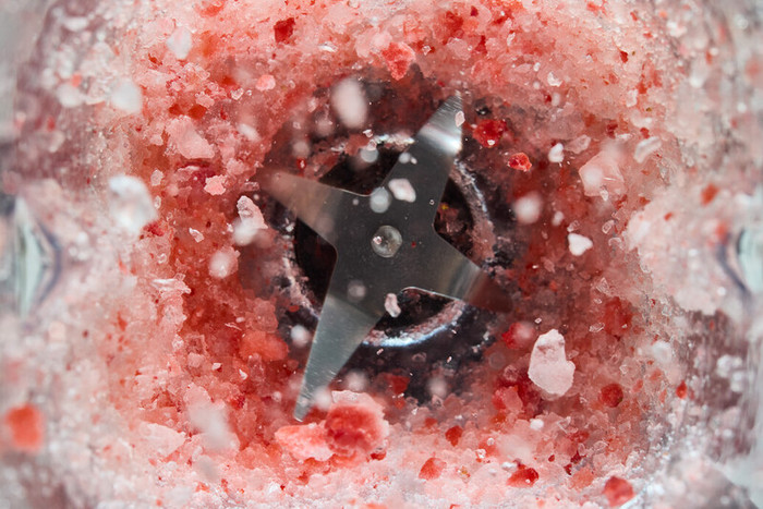 KitchenAid Pure Power 5KSB2073EER Empire Red product in use