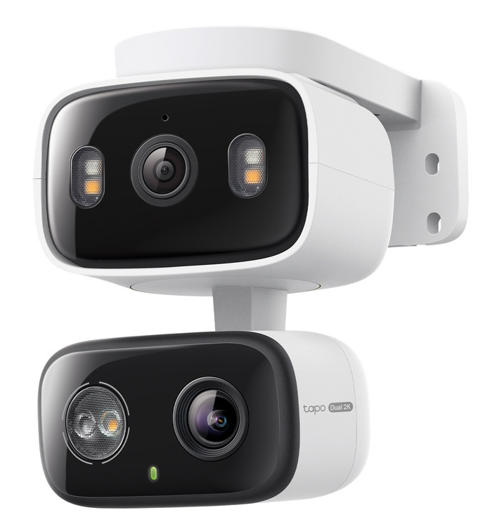 TP-Link Tapo C246D right side