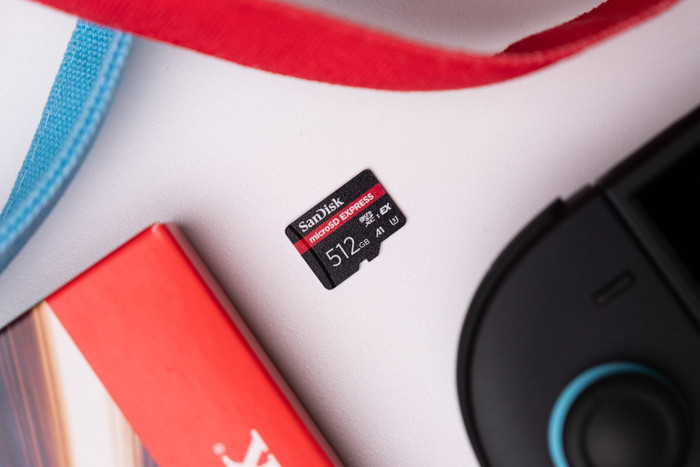 SanDisk MicroSD Express Card 512GB 650MB/s product in gebruik