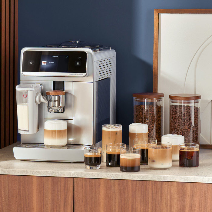 Philips Café Aromis 8000 Series product in use
