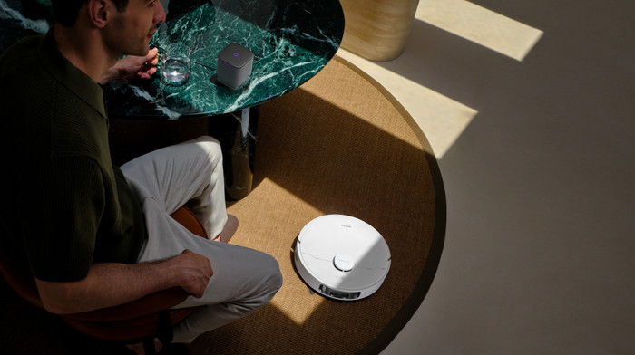 Mova E40 Ultra product in use