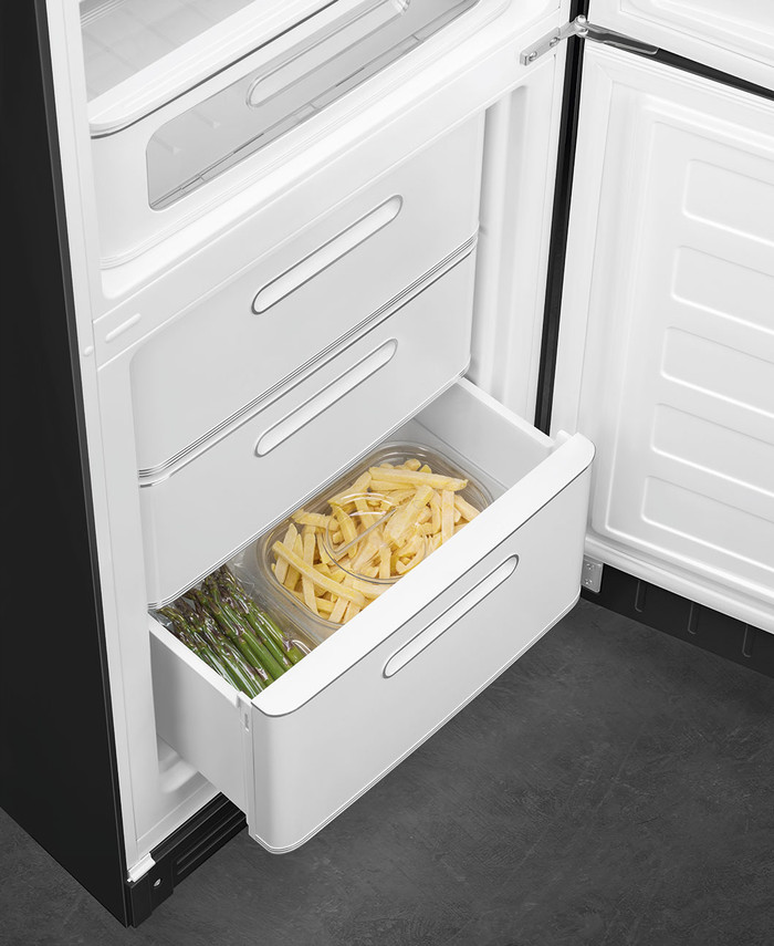 SMEG FAB32RBL6 detail