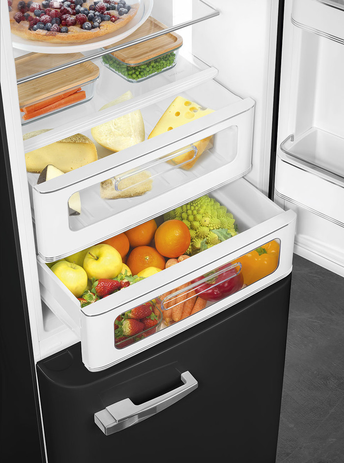 SMEG FAB32RBL6 detail