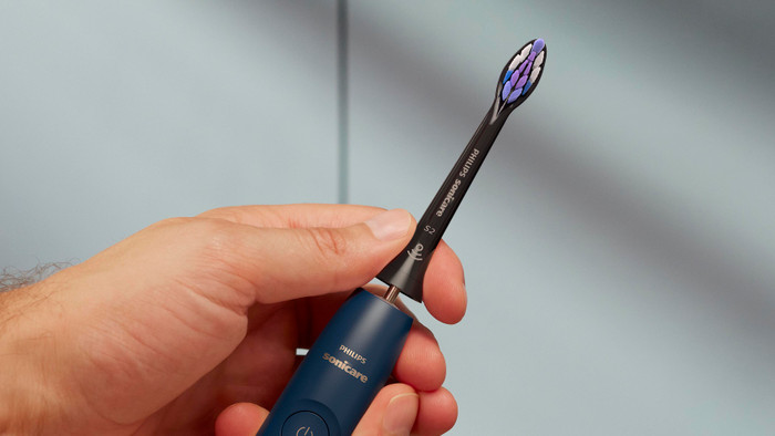 Philips Sonicare Optimal Sensitive HX6054/88 Noir (4 Pièces) produit à l'usage