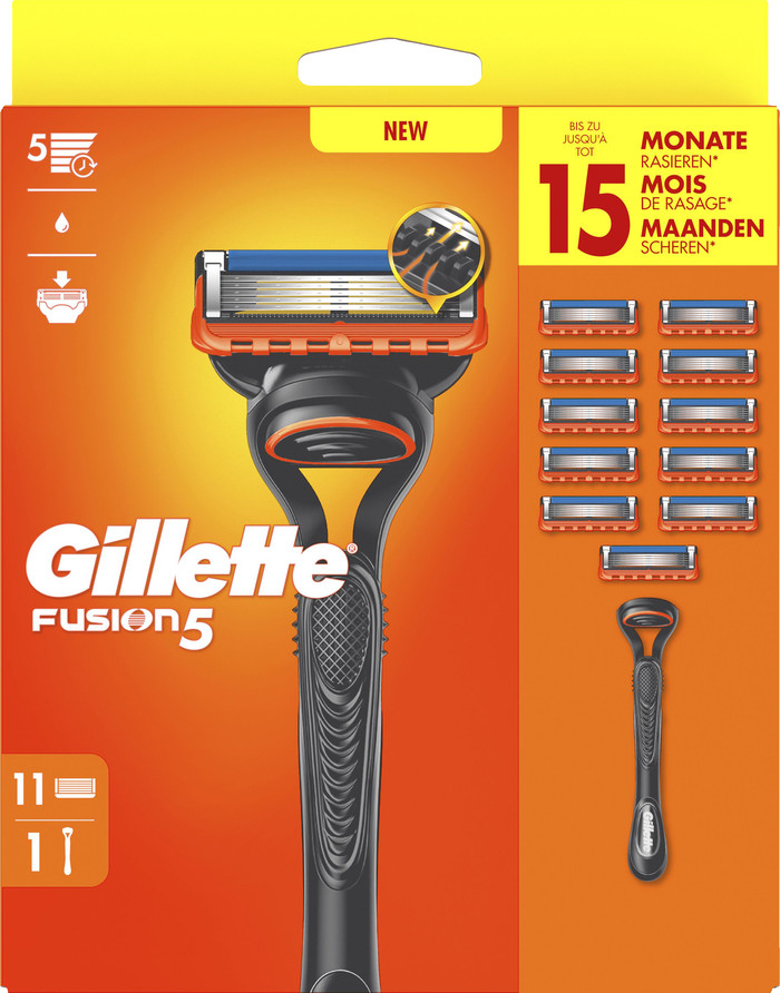 Gillette Fusion5 + 11 Replacement Blades packaging