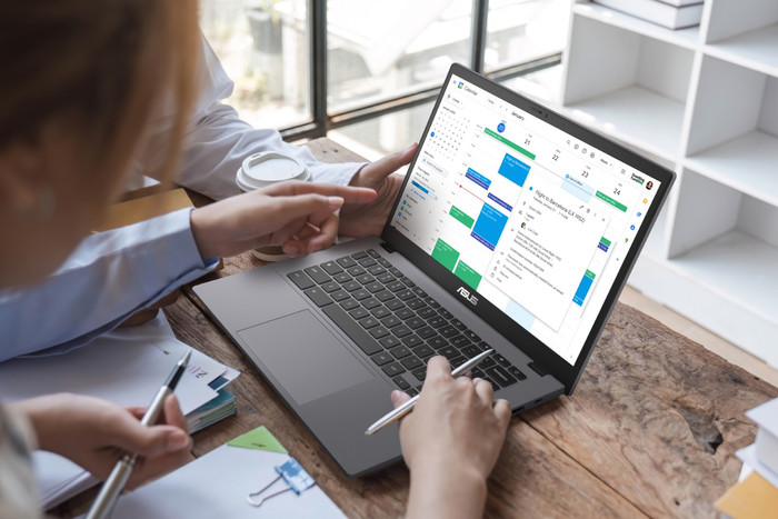 ASUS Chromebook Plus CX3402CVA-PQ0557 AZERTY produit à l'usage