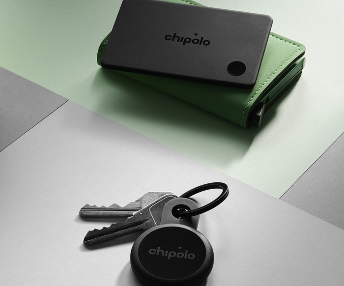 Chipolo CARD + LOOP Zwart product in gebruik