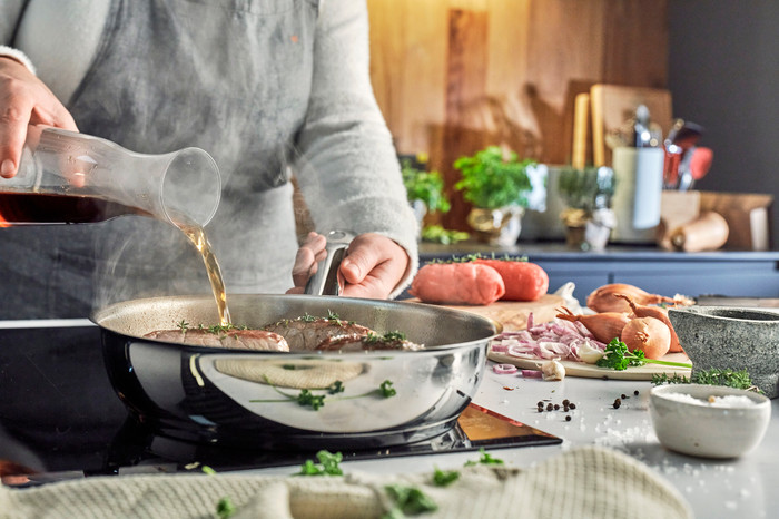 Demeyere Cosi 3 RVS Koekenpan 32 cm product in gebruik