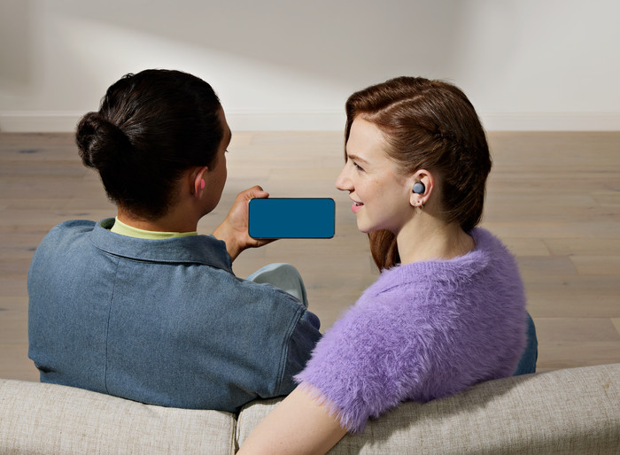 Google Pixel Buds Pro 2 Grijs product in gebruik