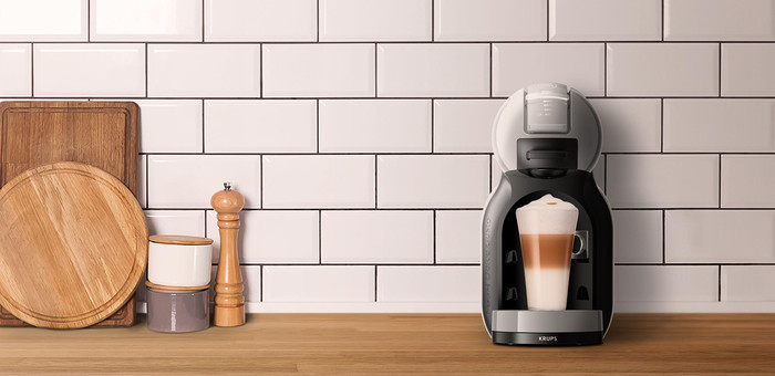 Krups Mini Me Grey YY5771FD product in gebruik