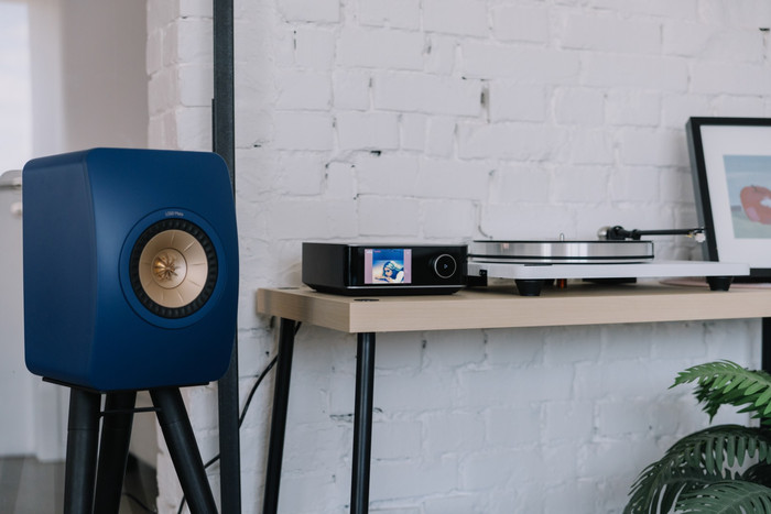 WiiM Amp Ultra Gris produit à l'usage