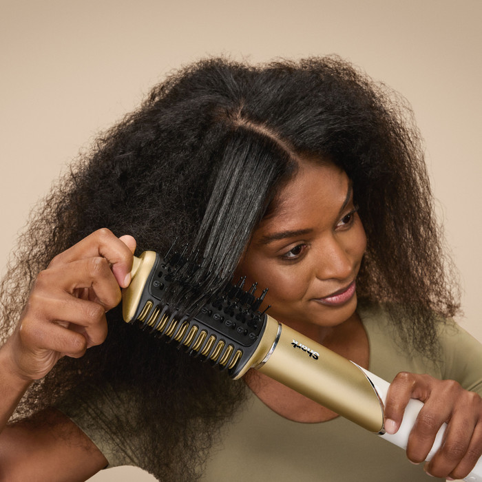 Shark Glam 5-en-1 HD6052SEU produit à l'usage